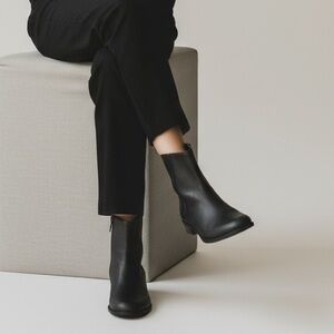 SPERRY TOP SIDER - SEAPORT STORM IN BLACK - NWOT - WOMENS SIZE 7 - LOOK NEW ! S8